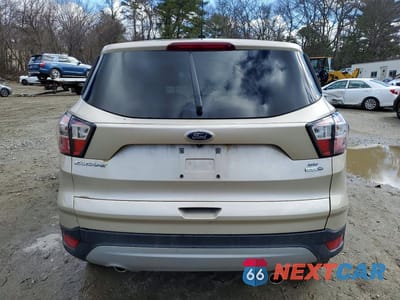 Zdjęcie 6 z 12 samochodu: 2017 FORD ESCAPE SE VIN:1FMCU9GD0HUA73335 - miniatura