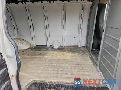 Zdjęcie 10 z 13 samochodu: 2023 GMC SAVANA G3500 VIN:1GTZ7HFP5P1102615 - miniatura