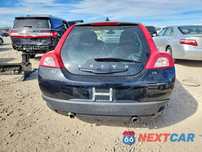 Zdjęcie 6 z 12 samochodu: 2010 VOLVO C30 T5 VIN:YV1672MK2A2181387 - miniatura