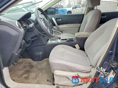 Zdjęcie 7 z 12 samochodu: 2013 NISSAN ROGUE S VIN:JN8AS5MT6DW553324 - miniatura