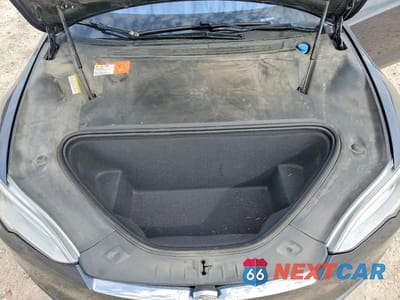 Zdjęcie 11 z 11 samochodu: 2016 TESLA MODEL S VIN:5YJSA1E22GF167834 - miniatura