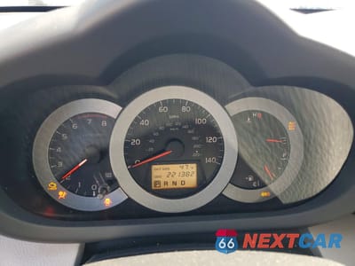 Zdjęcie 9 z 14 samochodu: 2007 TOYOTA RAV4 VIN:JTMBD33V276046037 - miniatura