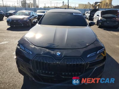 Piąte zdjęcie samochodu w środku: 2026 BMW 740 I VIN:WBA23EH03TCX05781 - miniatura