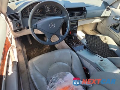 Zdjęcie 8 z 12 samochodu: 2000 MERCEDES-BENZ SL 500 VIN:WDBFA68F6YF192129 - miniatura