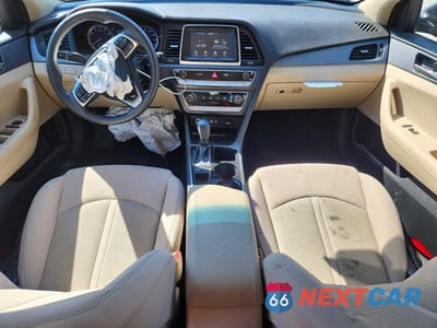 Zdjęcie 8 z 13 samochodu: 2019 HYUNDAI SONATA SE VIN:5NPE24AF6KH779128 - miniatura