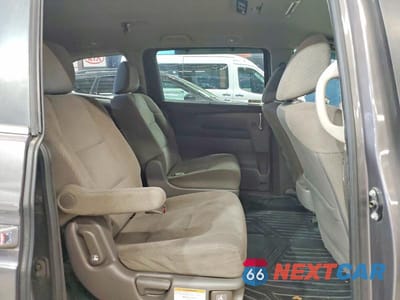 Zdjęcie 11 z 13 samochodu: 2016 HONDA ODYSSEY SE VIN:5FNRL5H31GB083511 - miniatura
