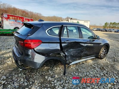 Trzecie zdjęcie samochodu z tyłu: 2021 BMW X1 XDRIVE28I VIN:WBXJG9C04M5S15764 - miniatura