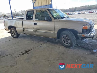 Czwarte zdjęcie samochodu z boku: 2004 GMC NEW SIERRA C1500 VIN:2GTEC19T341151862 - miniatura