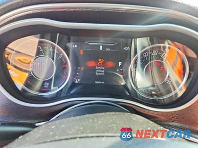 Zdjęcie 9 z 11 samochodu: 2015 DODGE CHALLENGER SXT PLUS VIN:2C3CDZBT4FH703042 - miniatura