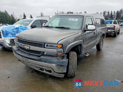2001 CHEVROLET SILVERADO K2500 HEAVY DUTY 1GCHK24U51E345406 - główne zdjęcie licytacji z USA - miniatura