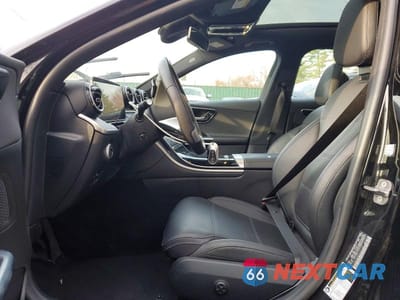 Zdjęcie 7 z 11 samochodu: 2025 MERCEDES-BENZ C 300 VIN:W1KAF4GB9SR251234 - miniatura