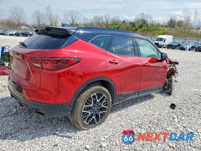 Trzecie zdjęcie samochodu z tyłu: 2023 CHEVROLET BLAZER RS VIN:3GNKBKRS6PS188164 - miniatura