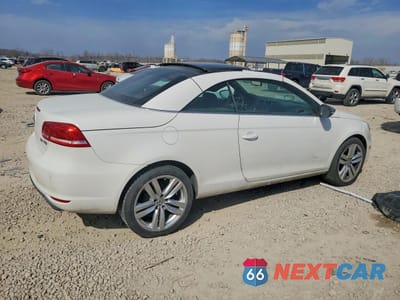Trzecie zdjęcie samochodu z tyłu: 2012 VOLKSWAGEN EOS LUX VIN:WVWFW7AH8CV003080 - miniatura