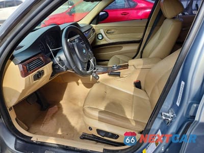 Zdjęcie 7 z 11 samochodu: 2008 BMW 335 XI VIN:WBAVD535X8A282844 - miniatura