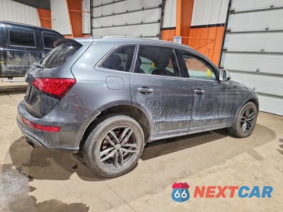Trzecie zdjęcie samochodu z tyłu: 2016 AUDI SQ5 TECHNIK VIN:WA1LCAFP0GA047171 - miniatura