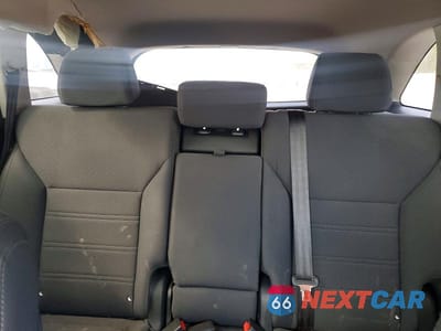 Zdjęcie 10 z 12 samochodu: 2016 KIA SORENTO LX VIN:5XYPG4A31GG128570 - miniatura