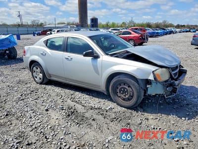 Czwarte zdjęcie samochodu z boku: 2010 DODGE AVENGER SXT VIN:1B3CC4FB6AN233097 - miniatura