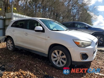Czwarte zdjęcie samochodu z boku: 2013 MITSUBISHI OUTLANDER SPORT SE VIN:4A4AP4AU7DE017615 - miniatura