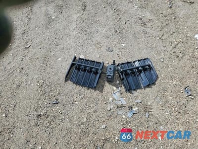 Zdjęcie 12 z 12 samochodu: 2021 BMW X7 ALPINA XB7 VIN:5UXCX6C18M9G66588 - miniatura