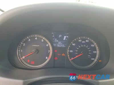 Zdjęcie 9 z 11 samochodu: 2013 HYUNDAI ACCENT GLS VIN:KMHCT4AE8DU446932 - miniatura