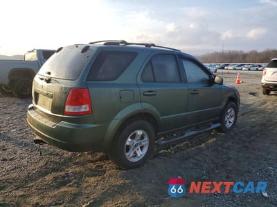 Trzecie zdjęcie samochodu z tyłu: 2004 KIA SORENTO LX VIN:KNDJD733345284272 - miniatura