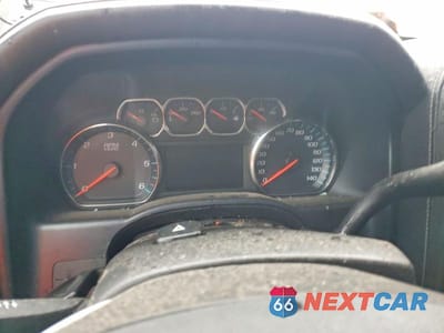 Zdjęcie 9 z 11 samochodu: 2018 CHEVROLET SILVERADO K1500 HIGH COUNTRY VIN:3GCUKTEC6JG211653 - miniatura