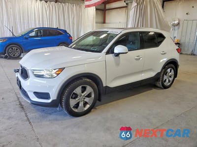 2019 VOLVO XC40 T5 MOMENTUM YV4162UK5K2047717 - główne zdjęcie licytacji z USA - miniatura