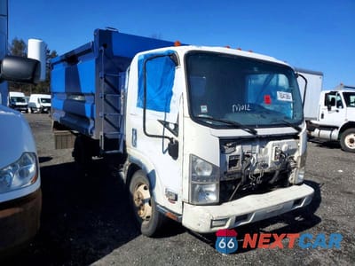 2015 ISUZU NPR HD DUMP TRUCK 54DC4W1B6FS802842 - główne zdjęcie licytacji z USA - miniatura
