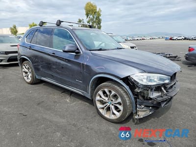 Czwarte zdjęcie samochodu z boku: 2018 BMW X5 XDRIVE35I VIN:5UXKR0C54J0Y03688 - miniatura