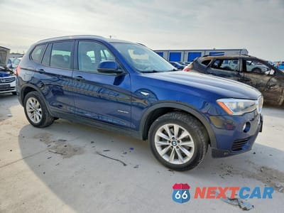 Czwarte zdjęcie samochodu z boku: 2015 BMW X3 XDRIVE28I VIN:5UXWX9C53F0D59127 - miniatura