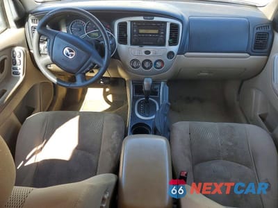 Zdjęcie 8 z 12 samochodu: 2005 MAZDA TRIBUTE S VIN:4F2CZ94125KM58712 - miniatura