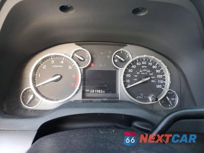 Zdjęcie 9 z 12 samochodu: 2017 TOYOTA TUNDRA SR5 4.6L V8 VIN:5TFEM5F13HX119753 - miniatura