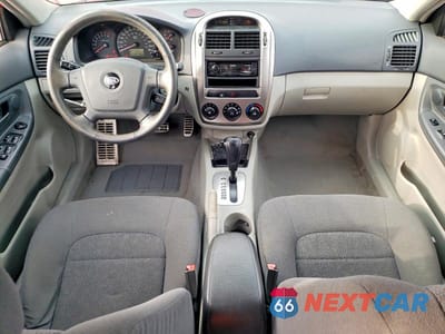 Zdjęcie 8 z 11 samochodu: 2006 KIA SPECTRA SPECTRA5 VIN:KNAFE161465345767 - miniatura