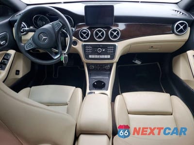 Zdjęcie 8 z 12 samochodu: 2017 MERCEDES-BENZ CLA 250 VIN:WDDSJ4EB3HN412957 - miniatura