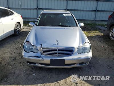 Piąte zdjęcie samochodu w środku: 2004 MERCEDES BENZ C 240 4MATIC VIN:WDBRF81J54F526198 - miniatura