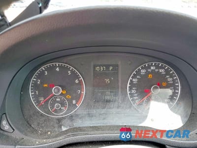Zdjęcie 9 z 11 samochodu: 2014 VOLKSWAGEN PASSAT S VIN:1VWAT7A34EC026312 - miniatura