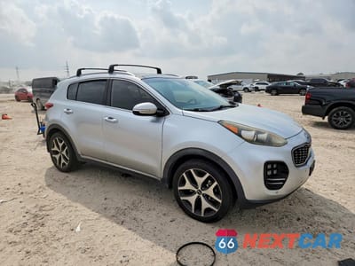 Czwarte zdjęcie samochodu z boku: 2017 KIA SPORTAGE SX TURBO VIN:KNDPRCA60H7182570 - miniatura