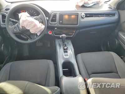 Zdjęcie 8 z 13 samochodu: 2020 HONDA HR-V EX VIN:3CZRU5H55LM716767 - miniatura