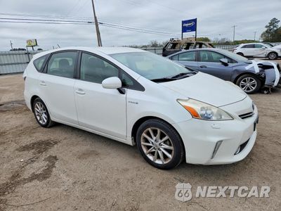 Czwarte zdjęcie samochodu z boku: 2012 TOYOTA PRIUS V FIVE VIN:JTDZN3EU4C3153716 - miniatura