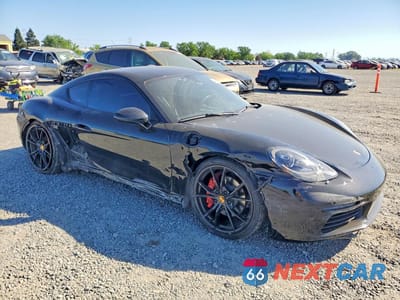 Czwarte zdjęcie samochodu z boku: 2018 PORSCHE CAYMAN S VIN:WP0AB2A81JK278345 - miniatura