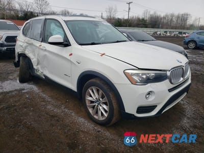 Czwarte zdjęcie samochodu z boku: 2017 BMW X3 XDRIVE28I VIN:5UXWX9C5XH0T04514 - miniatura