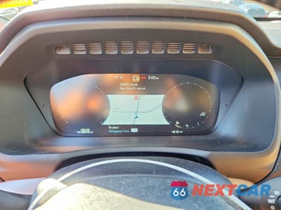 Zdjęcie 9 z 14 samochodu: 2016 VOLVO XC90 T6 VIN:YV4A22PK7G1028882 - miniatura