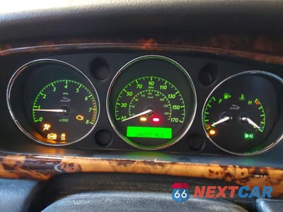 Zdjęcie 9 z 11 samochodu: 2005 JAGUAR XJ8 L VIN:SAJWA79CX5SG38057 - miniatura