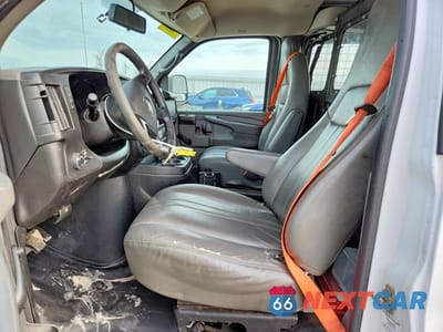 Zdjęcie 7 z 13 samochodu: 2014 CHEVROLET EXPRESS G1500 VIN:1GCSGAFX4E1166909 - miniatura