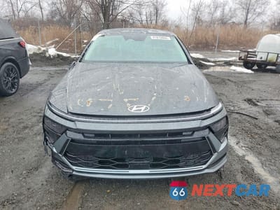 Piąte zdjęcie samochodu w środku: 2026 HYUNDAI SONATA HYBRID BLUE VIN:KMHL24JJ0TA147239 - miniatura