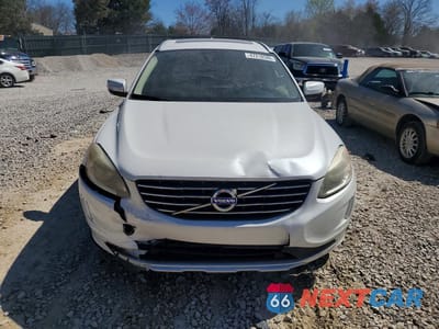 Piąte zdjęcie samochodu w środku: 2015 VOLVO XC60 T6 PREMIER VIN:YV4902RB3F2620889 - miniatura