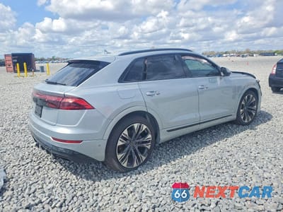 Trzecie zdjęcie samochodu z tyłu: 2024 AUDI Q8 PREMIUM PLUS S-LINE VIN:WA1EVBF1XRD014488 - miniatura