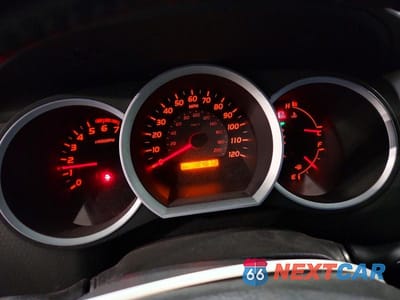 Zdjęcie 9 z 11 samochodu: 2008 TOYOTA TACOMA V6 VIN:5TELU42N28Z555786 - miniatura