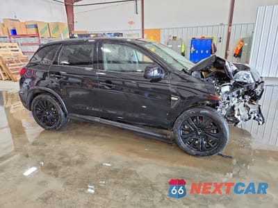 Czwarte zdjęcie samochodu z boku: 2022 MITSUBISHI OUTLANDER SPORT ES VIN:JA4ARUAU5NU024629 - miniatura