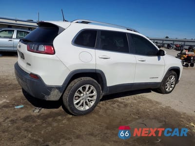 Trzecie zdjęcie samochodu z tyłu: 2019 JEEP CHEROKEE LATITUDE VIN:1C4PJLCB1KD416841 - miniatura